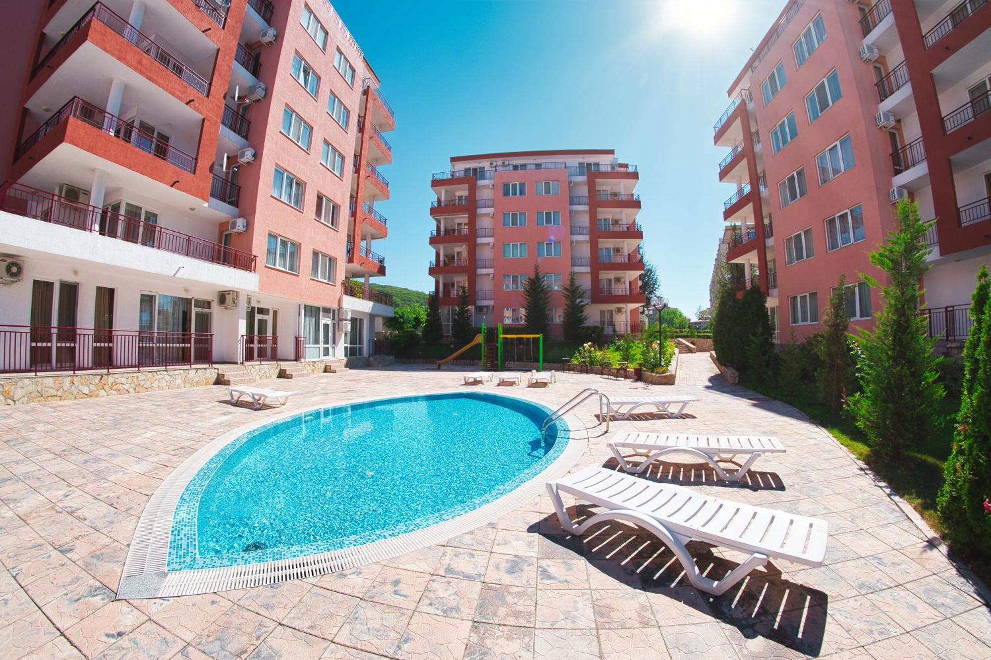 Privilege Fort Beach Apartments Święty Włas Zewnętrze zdjęcie